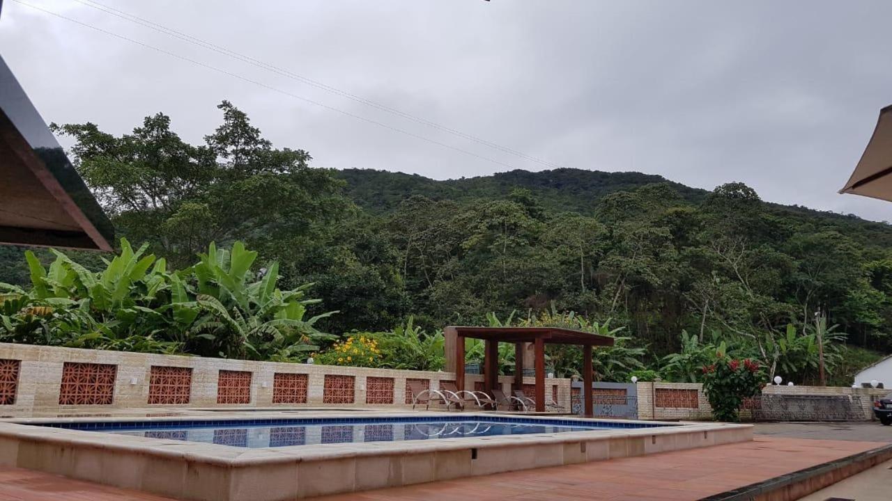 Hotel Cantinho Das Flores Guaramiranga Exterior photo